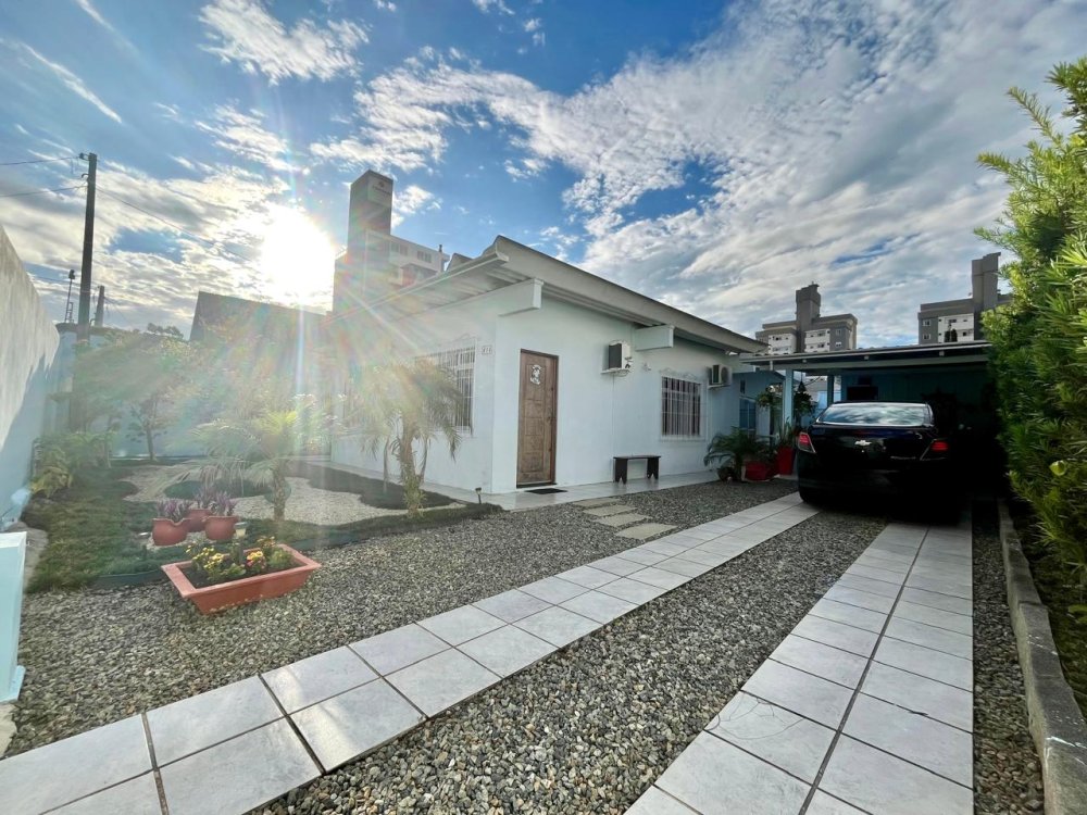 Casa - Venda - São Judas - Itajaí - SC